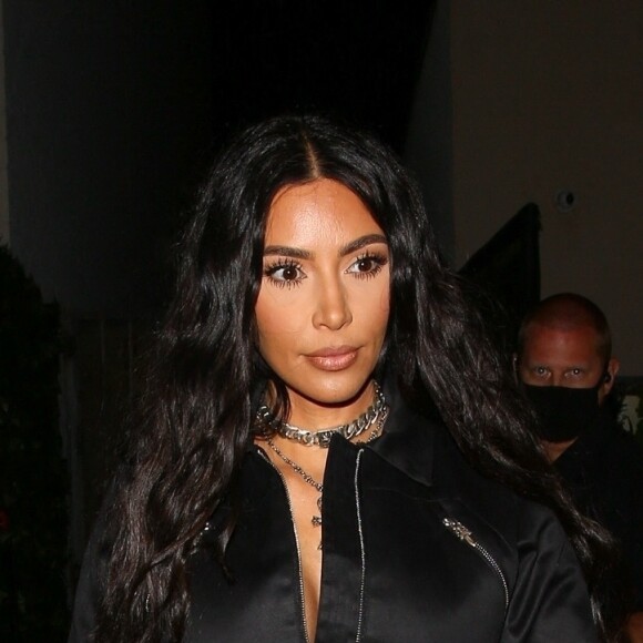 Kim Kardashian - La famille Kardashian à la sortie du restaurant "Craig"s" à Los Angeles, le 4 juin 2021.