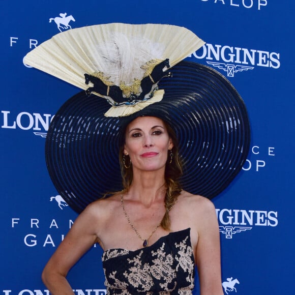 Sophie Thalmann en robe C. Guillarmé (Miss France 1998) - 168ème Prix de Diane Longines à l'hippodrome de Chantilly, France, le 18 juin 2017. © Giancarlo Gorassini/Bestimage 