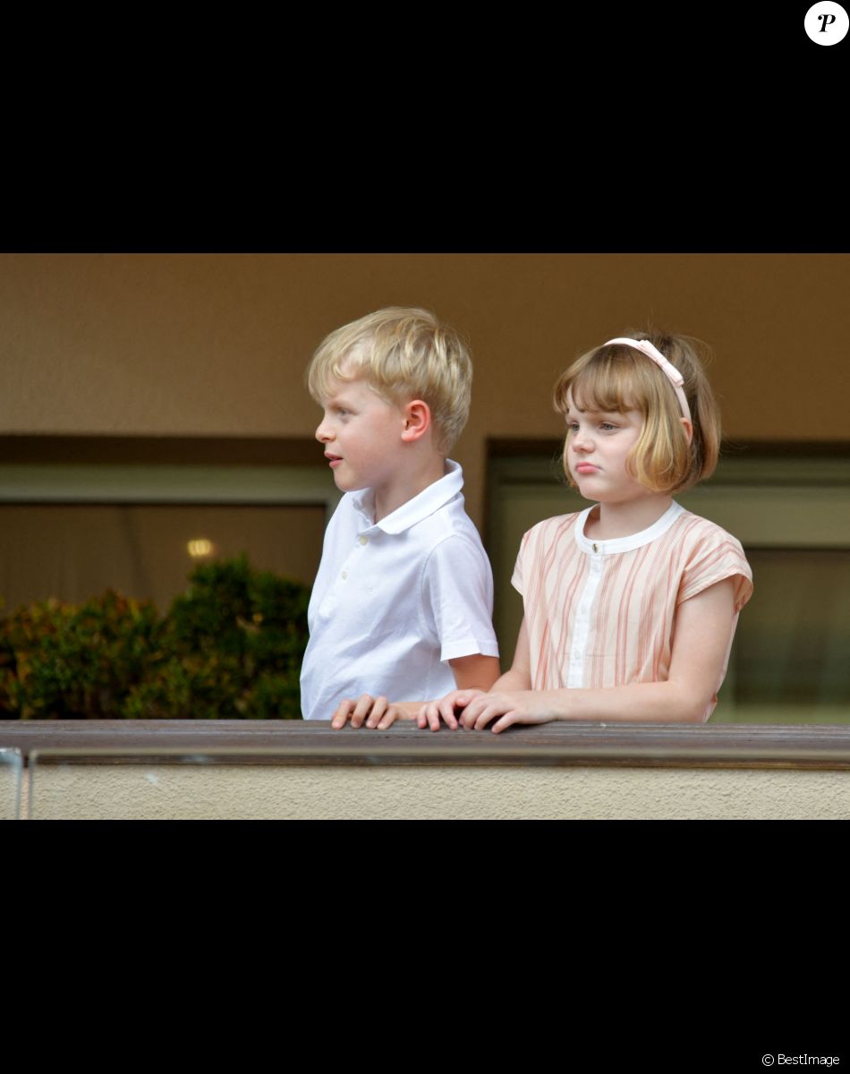 Le prince héréditaire Jacques de Monaco et sa soeur la princesse Gabriella de Monaco durant la dernière journée du World Rugby Sevens Repechage tournament qui se déroule au Stade Louis II le 20 juin 2021. Cette compétition est organisée par la Fédération Monégasque de Rugby (FMR), dont le président est Gareth Wittstock, le frère de la Princesse Charlene de Monaco. © Bruno Bebert/Bestimage
