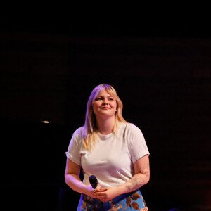 Louane - "La radio fait son show" organisée en direct pour le centième anniversaire de la radio par le CSA à Radio France à Paris, le 1er juin 2021. © Christophe Clovis/Bestimage