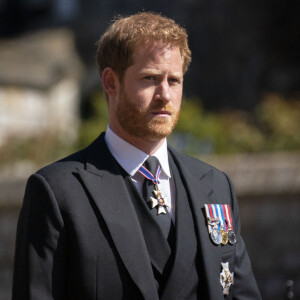 Le prince Harry, duc de Sussex, aux funérailles du prince Philip, duc d'Edimbourg à la chapelle Saint-Georges du château de Windsor.