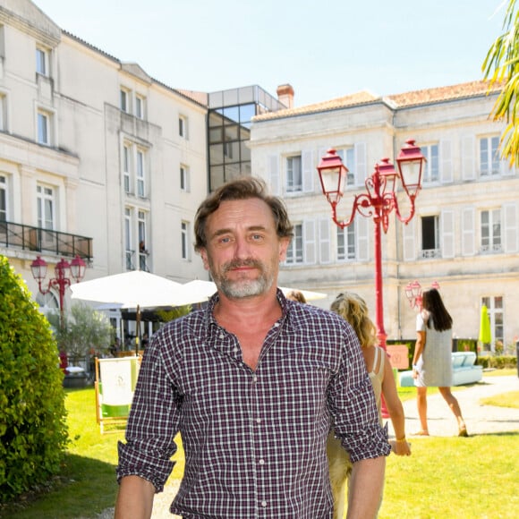 Jean-Paul Rouve pour le film "Je voudrais que quelqu'un m'attende quelque part" lors de la 12ème édition du festival du Film Francophone d'Angoulême, France, le 24 août 2019. © Coadic Guirec/Bestimage