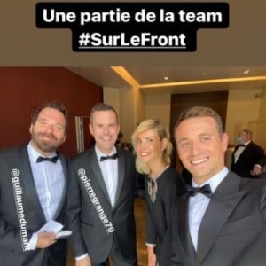 Hugo Clément a partagé cette photo de lui en story Instagram, le 22 juin 2021 lors du Festival de Monte-Carlo à Monaco avec ses partenaires de Sur le front.