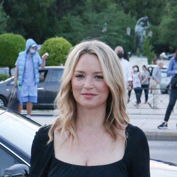 Virginie Efira - Défilé de mode Dior Cruise 2022 au stade Panathenaic à Athènes. Le 17 juin 2021. © Aristidis Vafeiadakis / Zuma Press / Bestimage