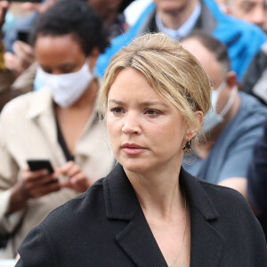 Virginie Efira - Hommage à Guy Bedos en l'église de Saint-Germain-des-Prés à Paris. Le 4 juin 2020.