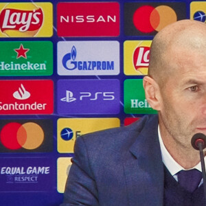 Zinedine Zidane assiste à une conférence de presse de Ligue des Champions, le 2 décembre 2020.