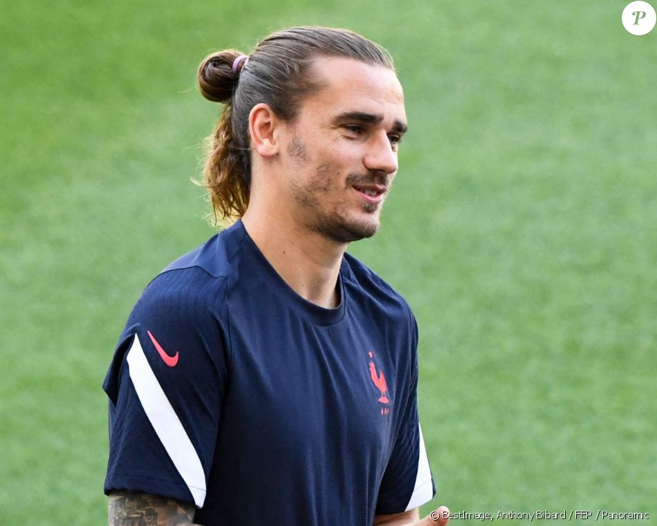 Antoine Griezmann - Les joueurs de l'équipe de France de football s'entrainent à Budapest pour l'Euro. © Anthony Bibard / FEP / Panoramic / Bestimage