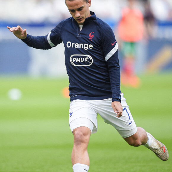 Antoine Griezmann ( 7 - France ) - Echauffement - - Match amical de préparation à l'Euro 2021 France - Bulgarie (3-0) au Stade de France en présence de 5000 spectateurs à Saint-Denis le 8 juin 2021. © Federico Pestellini / Panoramic / Bestimage


