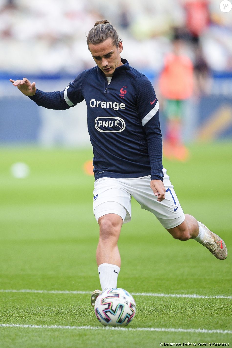 Antoine Griezmann ( 7 - France ) - Echauffement - - Match amical de préparation à l'Euro 2021 France - Bulgarie (3-0) au Stade de France en présence de 5000 spectateurs à Saint-Denis le 8 juin 2021. © Federico Pestellini / Panoramic / Bestimage