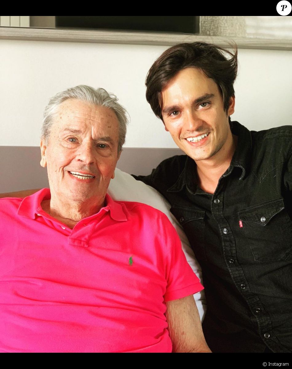Alain-Fabien et son père, le grand Alain Delon. Septembre 2019