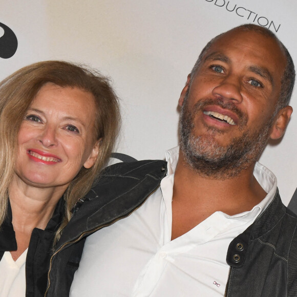 Valérie Trierweiler et son compagnon Romain Magellan - Avant-première du film "Les fantasmes" au cinéma Pathé Wepler à Paris. Le 24 juin 2021 © Coadic Guirec / Bestimage