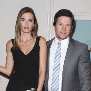 Mark Wahlberg avec sa femme Rhea Durham et leur fille Ella Rae Wahlberg à la soirée "Operation Smile" à l'hôtel "The Beverly Wilshire" à Beverly Hills.