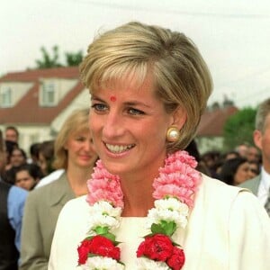 Diana Spencer en visite à Shri Swaminarayan Mandir à Neasden. 