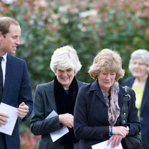 Le prince William d'Angleterre a assisté aux obsèques de sa nourrice Olga Powell à Harlow avec ses tantes, Lady Jane Fellowes et Sarah McCorquodale. Le 11 octobre 2012