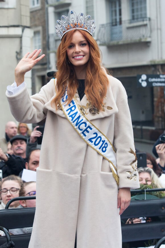 Maëva Coucke, Miss France, de retour sur ses terres d'enfance, va à la rencontre des habitants de Boulogne-sur-Mer, France. © Alain Rolland/ImageBuzz/Bestimage