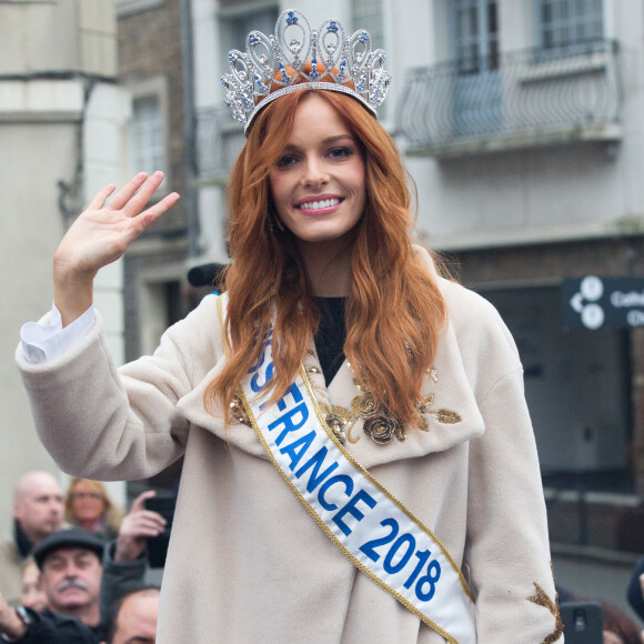 Maëva Coucke, Miss France, de retour sur ses terres d'enfance, va à la rencontre des habitants de Boulogne-sur-Mer, France. © Alain Rolland/ImageBuzz/Bestimage