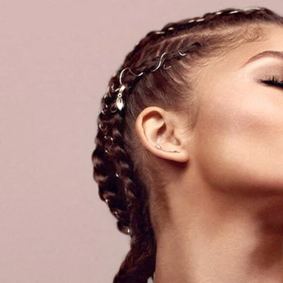 Zendaya est le visage de la nouvelle collection de mascara de la marque française Lancôme, le 24 novembre 2020. 