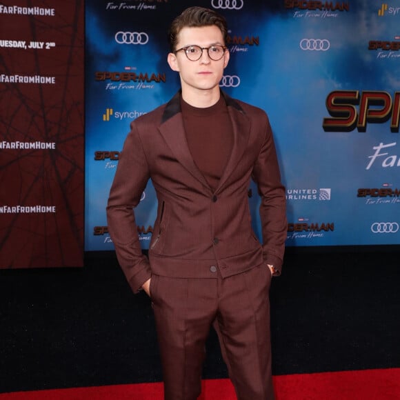 Tom Holland - Les célébrités assistent à la première de "Spider-Man : Far from home" au Chinese Theatre à Los Angeles, le 26 juin 2019. 