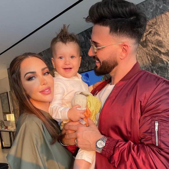 Nabilla Vergara, son mari Thomas Vergara et leur fils Milann. Février 2021.