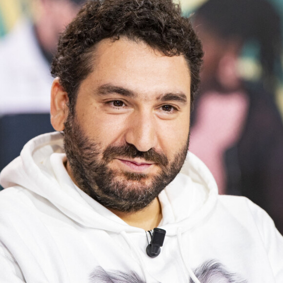 Exclusif - Mouloud Achour - Dernière de la saison pour l'émission "Clique" présentée par Mouloud Achour diffusée sur Canal Plus le 19 juin 2020 à Paris. © Jack Tribeca / Bestimage