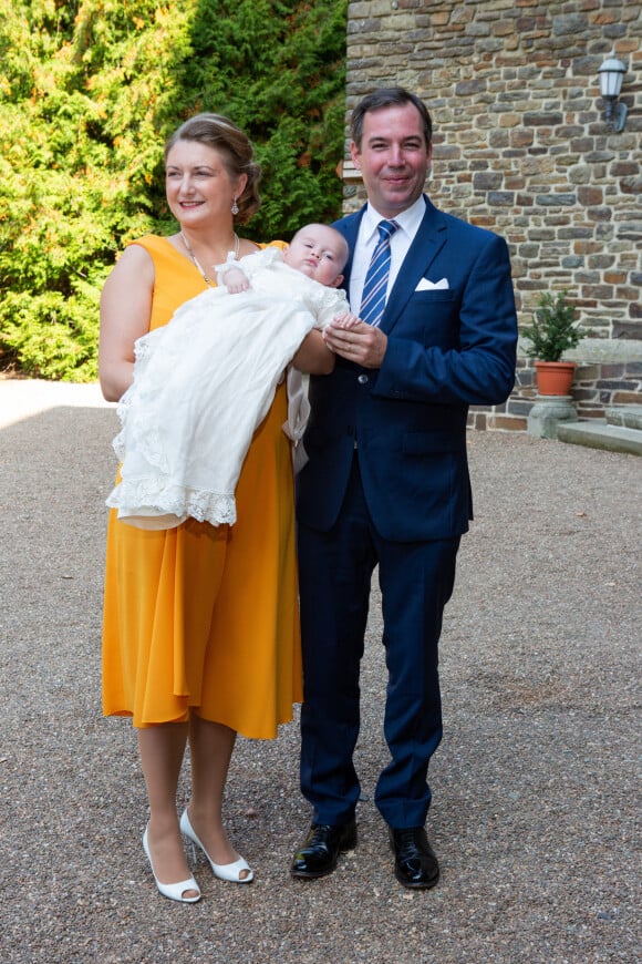 Prince Guillaume de Luxembourg, La comtesse Stéphanie de Lannoy, grande-duchesse héritière de Luxembourg, Prince Charles de Luxembourg - Baptême de S.A.R. le Prince Charles de Luxembourg, à l' Abbaye Saint-Maurice de Clervaux. Luxembourg, Clervaux, le 19 septembre 2020