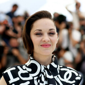 Marion Cotillard au photocall du film "Annette" lors du 74ème festival international du film de Cannes. 