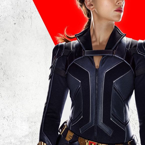 Scarlett Johansson - Marvel a publié une série de posters avec les acteurs du film Black Widow 