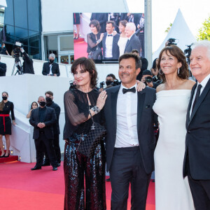 Géraldine Pailhas, François Ozon, Sophie Marceau, André Dussollier - Montée des marches du film " Tout s'est bien passé " lors du 74ème Festival International du Film de Cannes. Le 7 juillet 2021 © Borde-Jacovides-Moreau / Bestimage