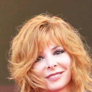 Mylène Farmer - Montée des marches du film "Annette" - Cérémonie d'ouverture du 74e Festival de Cannes. Le 6 juillet 2021. © Borde-Jacovides-Moreau / Bestimage