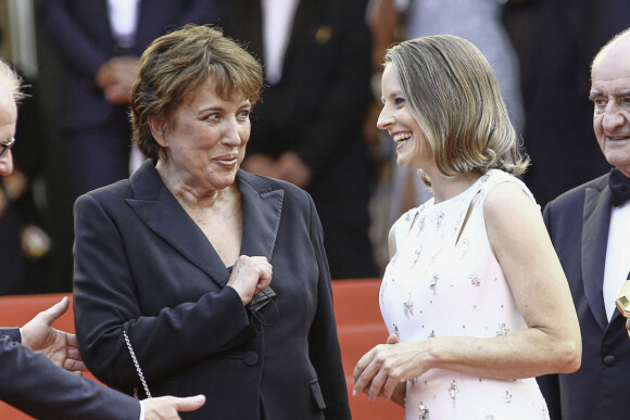 Roselyne Bachelot, Jodie Foster - Montée des marches du film "Annette" - Cérémonie d'ouverture du 74e Festival de Cannes. Le 6 juillet 2021. © Borde-Jacovides-Moreau / Bestimage
