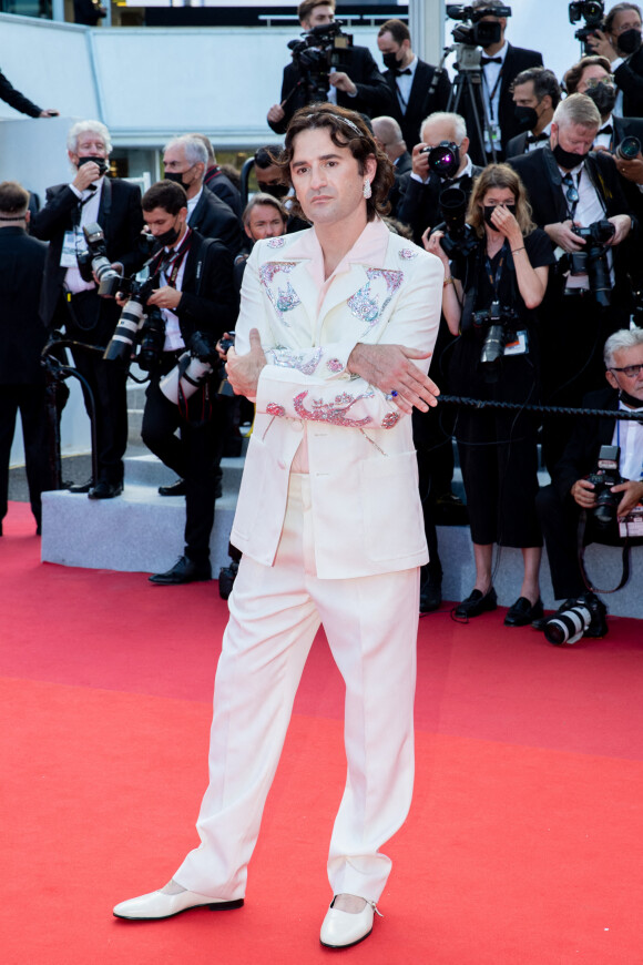 Nicolas Maury - Montée des marches du film "Annette" - Cérémonie d'ouverture du 74e Festival de Cannes. Le 6 juillet 2021. © Borde-Jacovides-Moreau / Bestimage