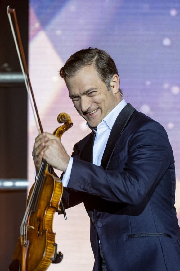 Exclusif - Renaud Capuçon lors de l'évènement "Le Concert de Paris" depuis le Champ-de-Mars à l'occasion de la Fête Nationale du 14 Juillet 2021.  © Perusseau-Veeren/Bestimage