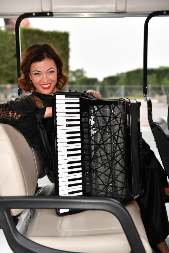 Exclusif - Ksenija Sidorova (accordéoniste) en backstage lors de l'évènement "Le Concert de Paris" depuis le Champ-de-Mars à l'occasion de la Fête Nationale du 14 Juillet 2021. © Perusseau-Veeren/Bestimage