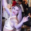 Anaud Ducret : Sa femme Claire en plein pole dance, elle met le feu face à Amir