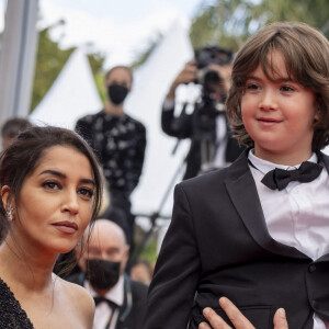 Leïla Bekhti, Gabriel Merz Chammah, Damien Bonnard - Montée des marches du film "Les intranquilles" lors du 74e Festival International du Film de Cannes. Le 16 juillet 2021. © Borde-Jacovides-Moreau / Bestimage