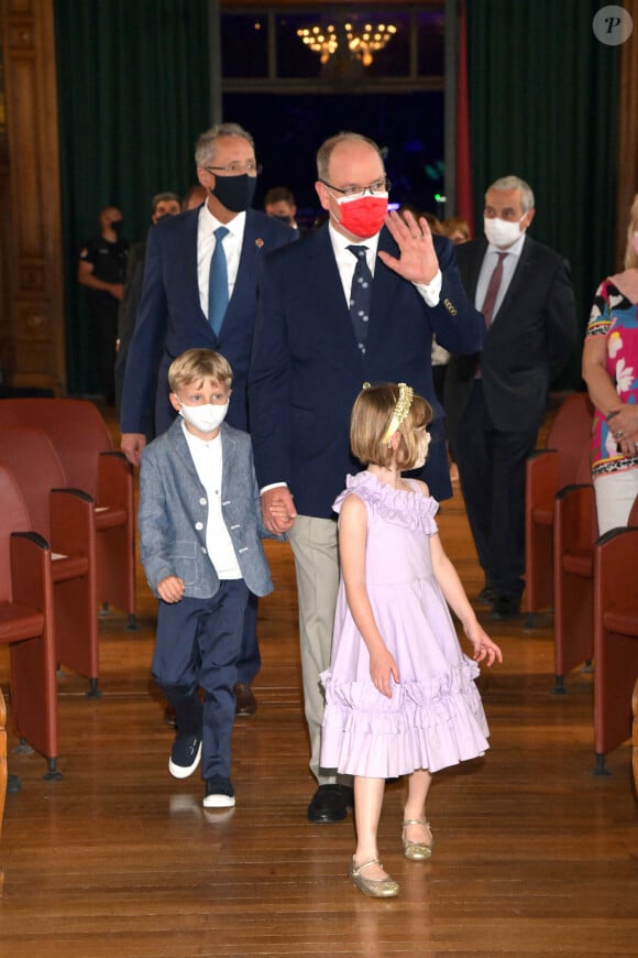 Le prince Albert II de Monaco et ses enfants, Jacques et Gabriella - Lancement du programme "Océano pour Tous" au Musée Océanographique de Monaco, le 1er juin 2021. © Bruno Bebert/Bestimage