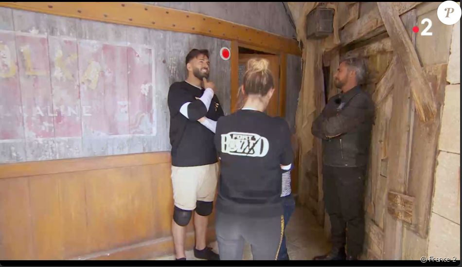 Nabilla dans Fort Boyard le 17 juillet 2021.