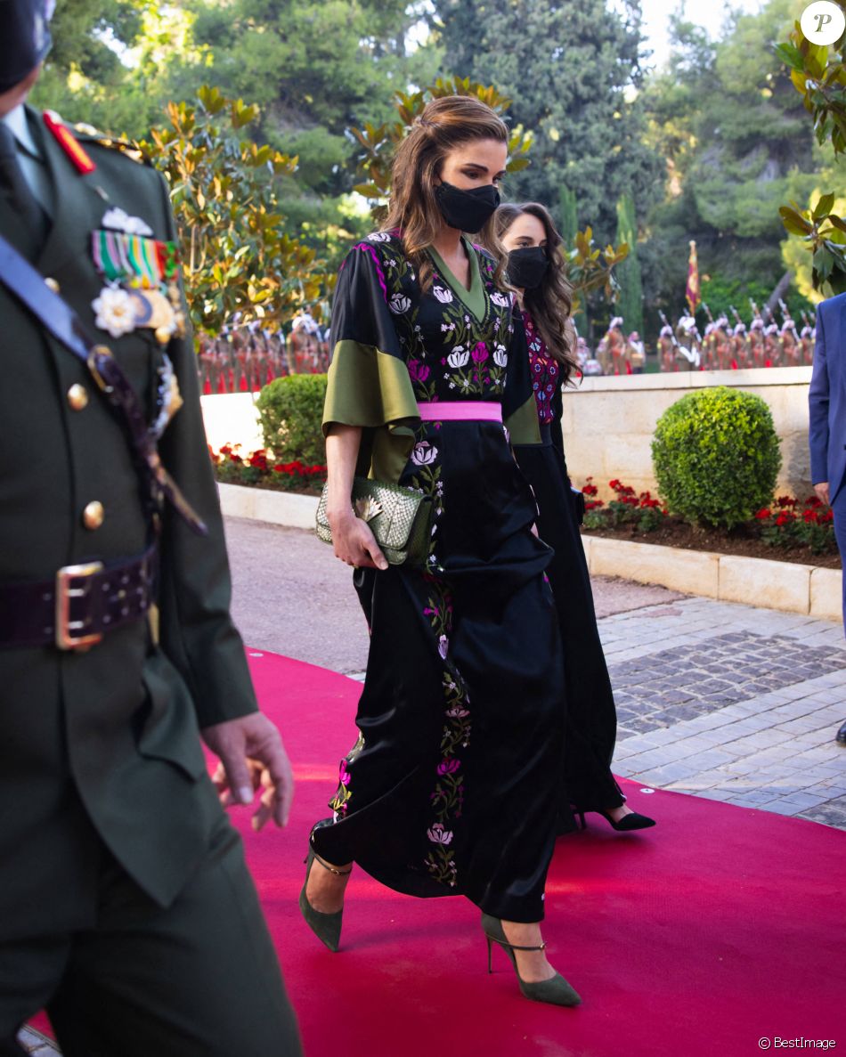 La reine Rania de Jordanie - 75e anniversaire de l'indépendance du royaume hachémite et du centenaire de sa création à Amman. Le 25 mai 2021