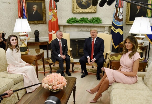 Le roi Abdallah de Jordanie et la reine Rania de Jordanie, le président des Etats-Unis Donald Trump et sa femme Melania Trump - Le roi Abdallah de Jordanie et la reine Rania sont reçus par Donald et Melania Trump à la Maison Blanche à Washington, le 25 juin 2018.