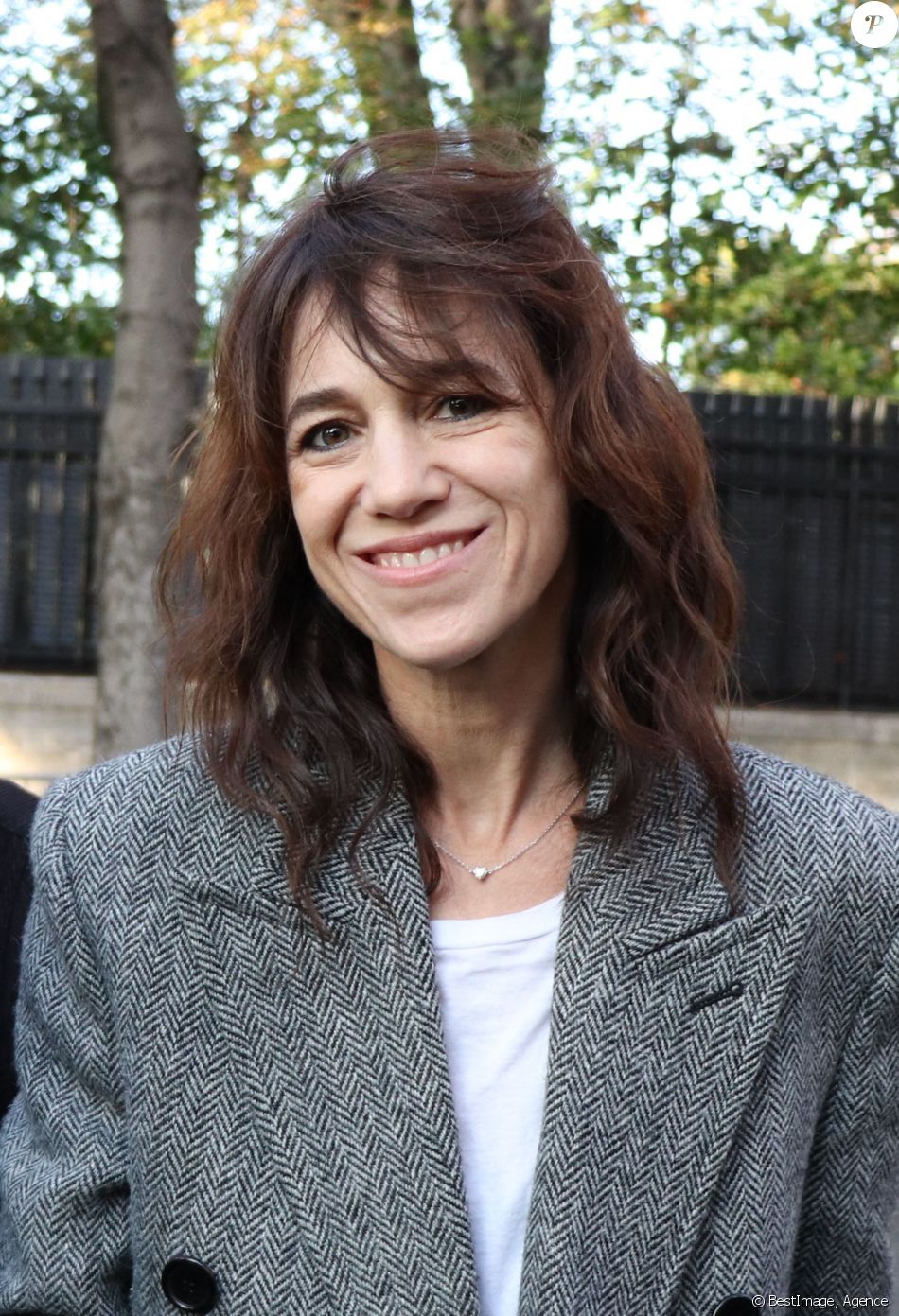 Charlotte Gainsbourg - Enregistrement de l'émission "Vivement dimanche" à Paris le 2 octobre 2019.