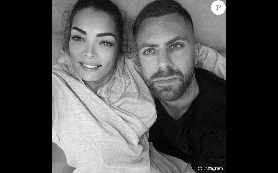 Emilie Nef Naf, révélée dans "Secret Story" et désormais tête d'affiche de l'émission "Mamans & célèbres" avec ses enfants Maëlla et Menzo, ainsi que son amoureux le footballeur Jérémy Ménez.