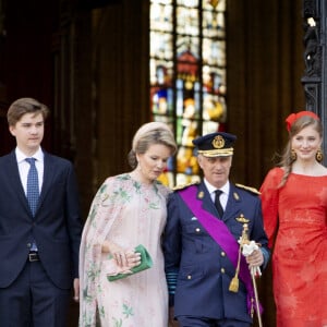 Le Roi Philippe de Belgique, la Reine Mathilde de Belgique, le prince Gabriel, le prince Emmanuel la princesse Eléonore, la princesse Elisabeth - La famille royale belge assiste à la cérémonie du "Te Deum" à la cathédrale des Saints Michel et Gudule à Bruxelles, à l'occasion de la Fête nationale belge, le 21 juillet 2021.