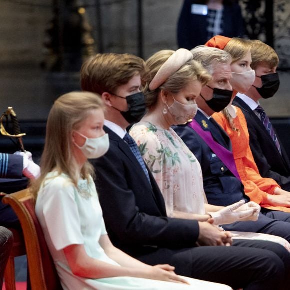 Le Roi Philippe de Belgique, la Reine Mathilde de Belgique, le prince Gabriel, le prince Emmanuel la princesse Eléonore, la princesse Elisabeth - La famille royale belge assiste à la cérémonie du "Te Deum" à la cathédrale des Saints Michel et Gudule à Bruxelles, à l'occasion de la Fête nationale belge, le 21 juillet 2021.