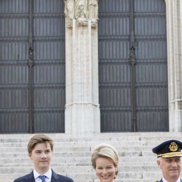 Le Roi Philippe de Belgique, la Reine Mathilde de Belgique, le prince Gabriel, le prince Emmanuel la princesse Eléonore, la princesse Elisabeth - La famille royale belge assiste à la cérémonie du "Te Deum" à la cathédrale des Saints Michel et Gudule à Bruxelles, à l'occasion de la Fête nationale belge, le 21 juillet 2021.