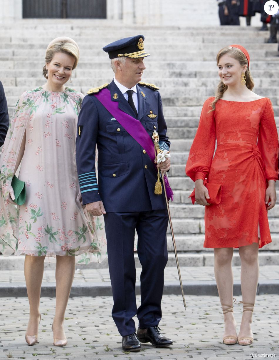 Le Roi Philippe de Belgique, la Reine Mathilde de Belgique, la princesse Elisabeth - La famille royale belge assiste à la cérémonie du "Te Deum" à la cathédrale des Saints Michel et Gudule à Bruxelles, à l'occasion de la Fête nationale belge, le 21 juillet 2021.