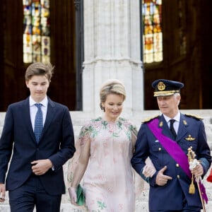 Le Roi Philippe de Belgique, la Reine Mathilde de Belgique, le prince Gabriel, le prince Emmanuel la princesse Eléonore, la princesse Elisabeth - La famille royale belge assiste à la cérémonie du "Te Deum" à la cathédrale des Saints Michel et Gudule à Bruxelles, à l'occasion de la Fête nationale belge, le 21 juillet 2021.