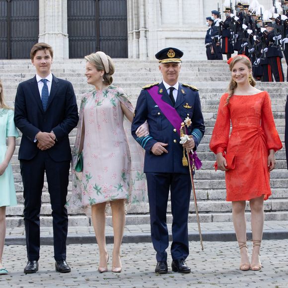 Le Roi Philippe de Belgique, la Reine Mathilde de Belgique, le prince Gabriel, le prince Emmanuel la princesse Eléonore, la princesse Elisabeth - La famille royale belge assiste à la cérémonie du "Te Deum" à la cathédrale des Saints Michel et Gudule à Bruxelles, à l'occasion de la Fête nationale belge.