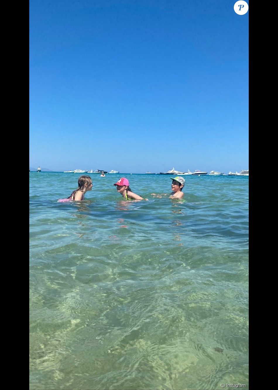Lola Marois en vacances à Saint-Tropez.