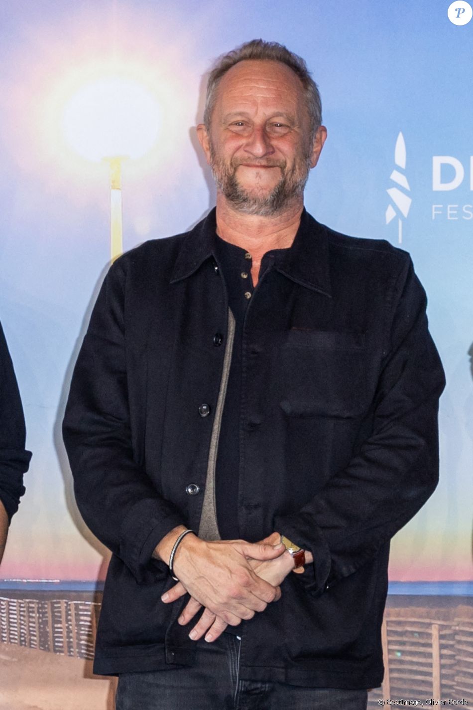 Benoît Poelvoorde au photocall de "Comment je suis devenu un super-héros" lors du 46ème Festival du Cinéma Américain de Deauville, le 13 septembre 2020. © Olivier Borde/Bestimage