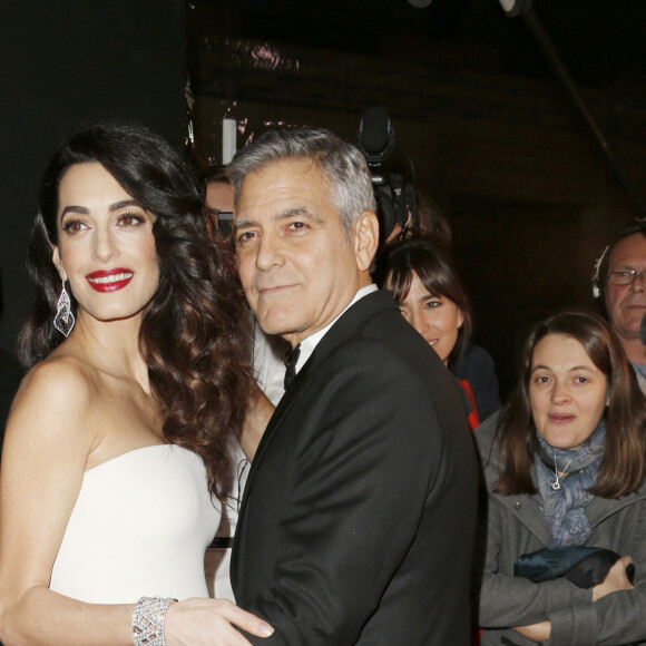 Amal Alamuddin et son mari - Photocall de la 42ème cérémonie des Cesar à la salle Pleyel à Paris, le 24 février 2017. © Christophe Aubert via Bestimage